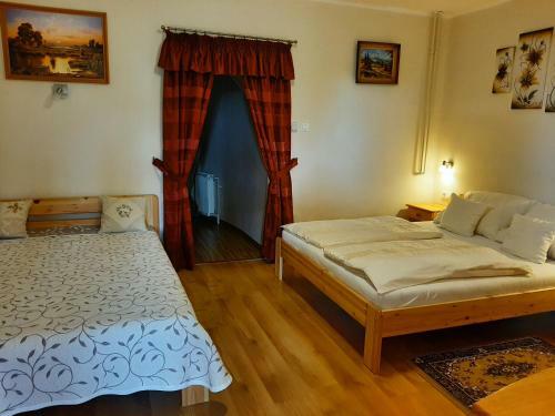 Bed & Breakfast R�zsakert Vend�gh�z