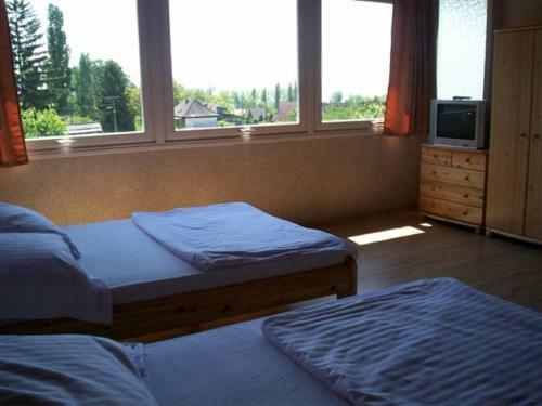 Bed & Breakfast R�zsakert Vend�gh�z