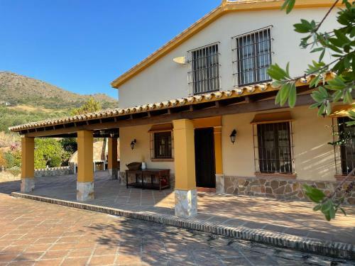 Casa Rural La Capachera En �lora