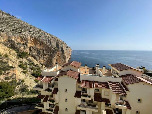 Apartamento En Mascarat, Acceso A Playa Privada.