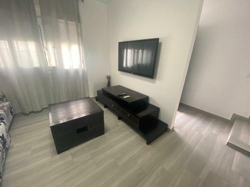 Mora House