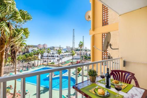 Apartamento Pool View, Next To Las Americas! Very Central!