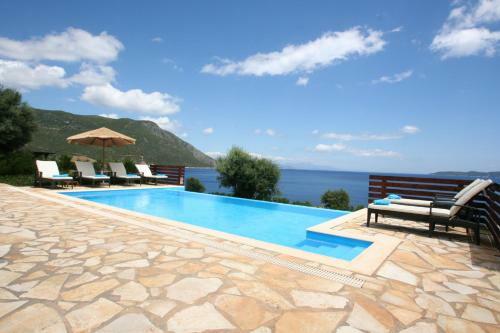 Beachfront Villa Eva