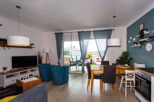 Apartment In Krk - Insel Krk 42612