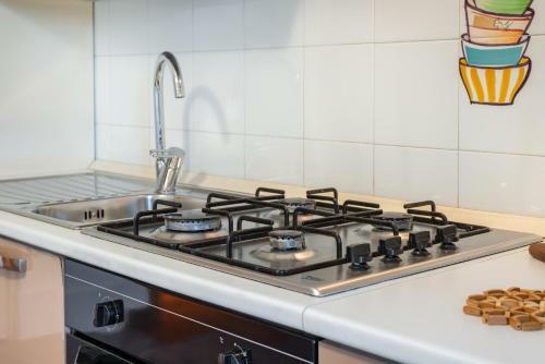 Roomy Apartment With Terrace & Parking