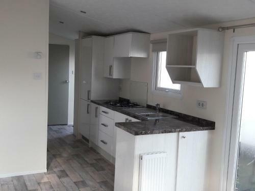 Comfortable Chalet Close To The Wadden Sea