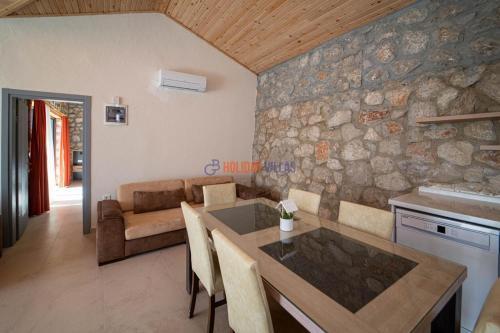 Aylin Villa 1