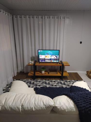 Casa No Centro Da Cidade Agrad�vel Com Lareira.