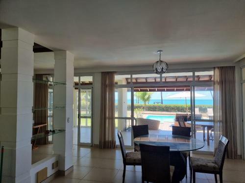 Para�so P� Na Areia Com 6 Quartos