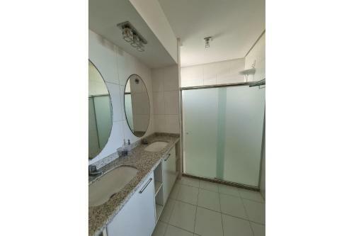 Para�so P� Na Areia Com 6 Quartos