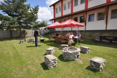 Hostal Kalcit Tourist Motel