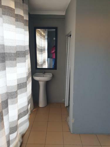 Hostal L-pack Primrose