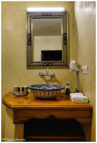 Hostal Riad Layalina Fes