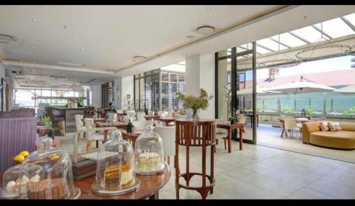 Apartamento Sandton Skye 3 Bed Penthouse