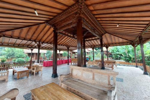 Hostal Mbok Niem Cafe And Cottage