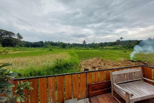 Hostal Mbok Niem Cafe And Cottage