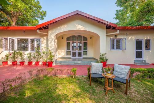 Villa Stayvista At Bamboo Grove