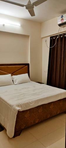 Hostal Elite Service Apartment