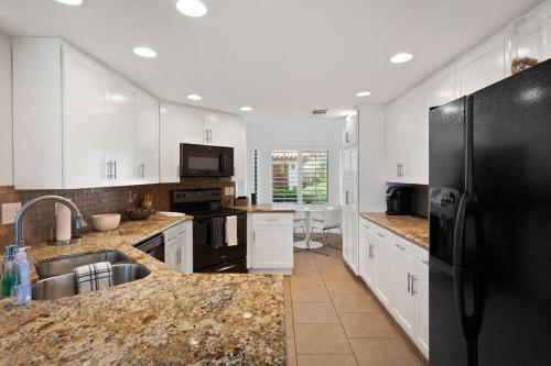 Firestone Luxurious Pga West 2-bedroom Condo