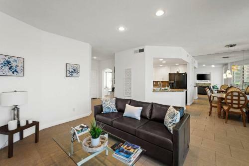Firestone Luxurious Pga West 2-bedroom Condo