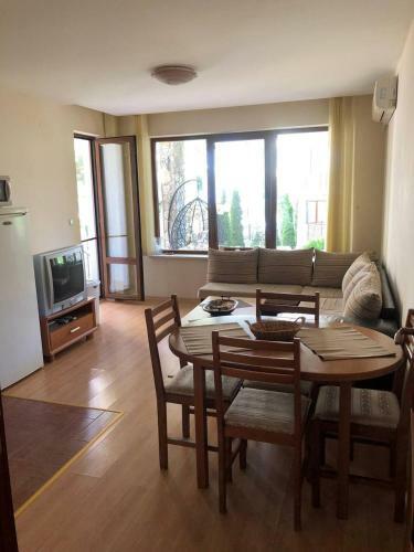 Apartamento Messambria Fort Beach - Elena