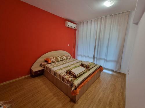 Red Pretty Apartment 3 In South Residence