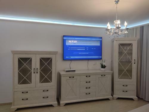 Diamond Apart Complex Deluxe One Bedroom Apartment