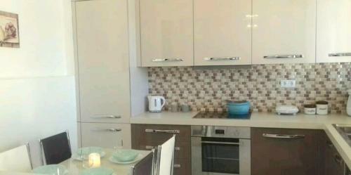 Central, Fully Equipped, 2 Bedrooms, Great View, Wifi