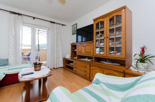 Apartments And Room Sime M