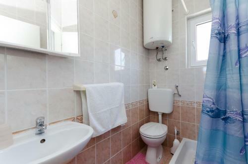 Apartments And Room Sime M