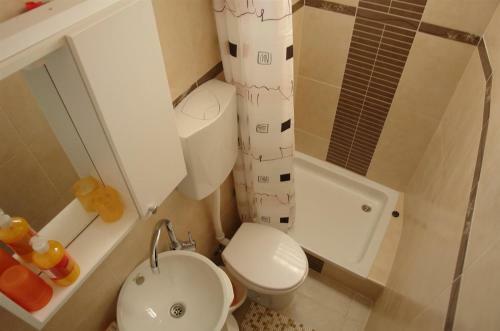 Apartamento House Lucija With Berth In Murter