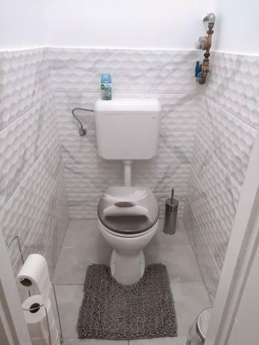 S�ra Apartman Ny�regyh�za