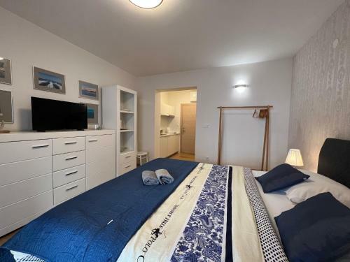 Studio Apartment Marina Mel Novi Vinodolski