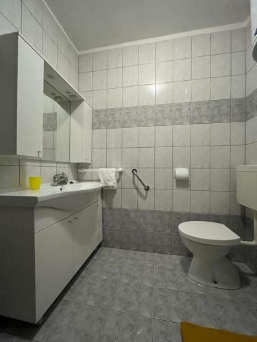 Pomerino Apartmans