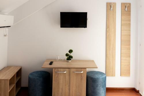 Hostal Marconi Guesthouse