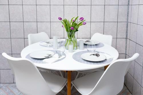 Hostal Marconi Guesthouse