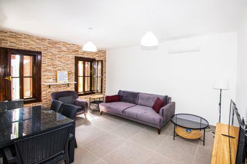 Invigorating Villa With Balcony, Terrace And Backyard In Bodrum