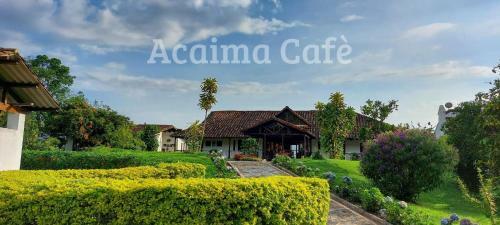 Acaima Caf� Lodge