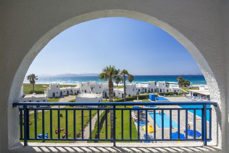 Hotel Aeolos Beach