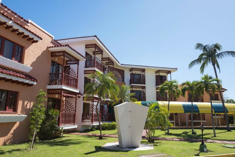 Hotel Starfish Cuatro Palmas