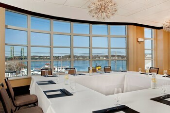Hotel Sheraton Portsmouth Harborside