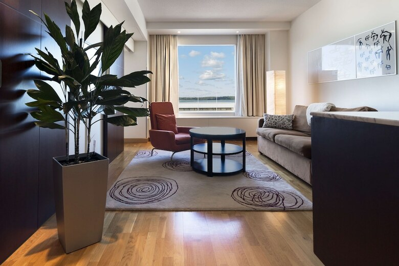 Hilton Helsinki Kalastajatorppa Hotel