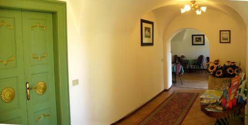 Hotel Tiziana Garn�