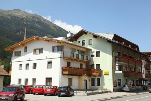 Aparthotel Garni-hotel St. Valentin