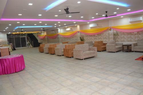 Hotel Kiran Sidcul