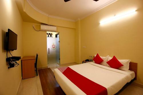 Hotel Oyo 88447 Hitech Tower