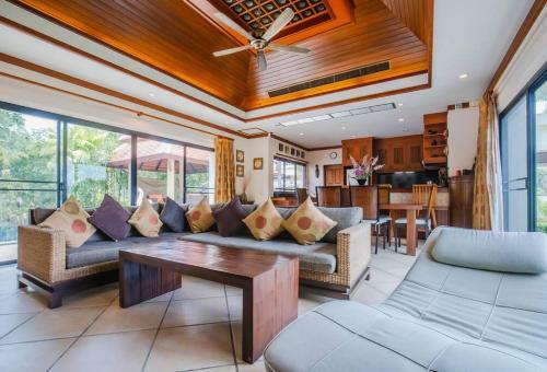 Lotus Pool Villa