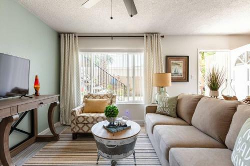 Apartamento Boutique Steps From The Beach Oceanside Suite