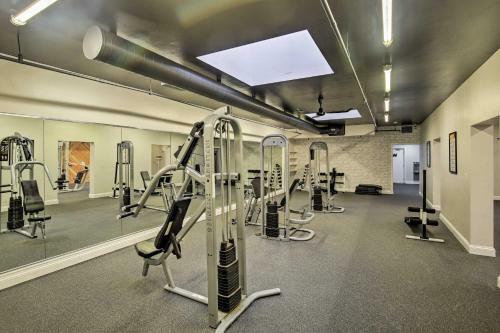 Apartamento Stunning Oceanside Condo With Walk To The Beach