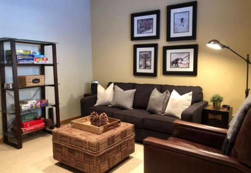 #413 - Luxurious Townhome - Private Jacuzzi & Patio